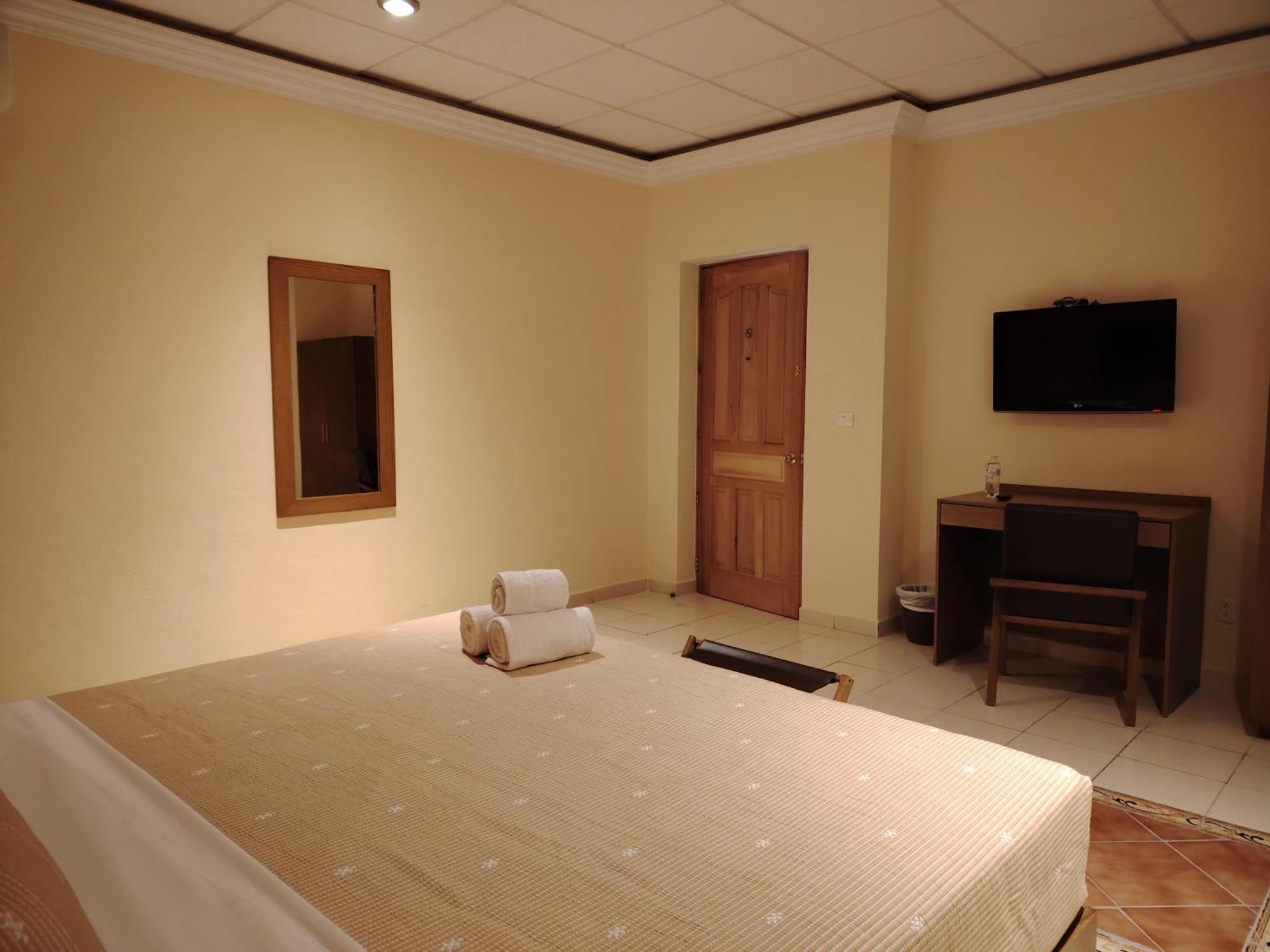 Hotel Meson Mariano Matamoros كويريتارو المظهر الخارجي الصورة